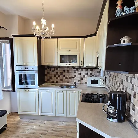 With Parking Space Buici, - 24819 Apartamento