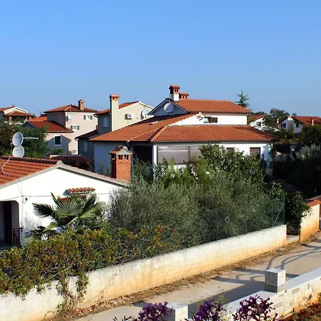 With Parking Space Buici, - 24819 Apartamento *