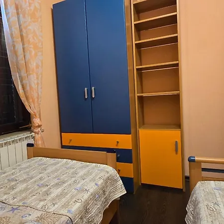 With Parking Space Buici, - 24819 * Πόρετς